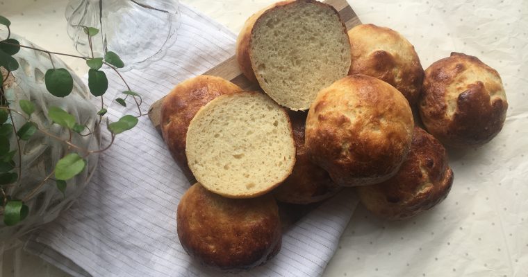 Lækre og luftige glutenfri fødselsdagsboller